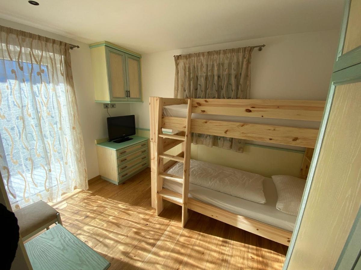 Fiemme Home Mountain Apartment Тезеро Экстерьер фото